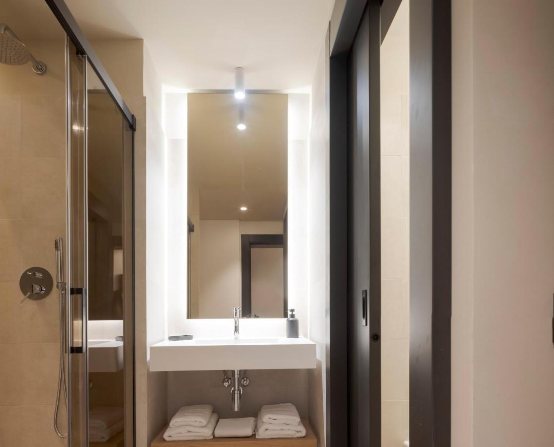 Blanq Ruzafa Hotel Valencia Exterior photo